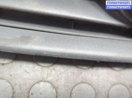 купить Решетка радиатора на Ford C-Max 2002-2010