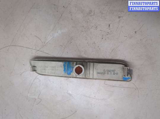 купить Фонарь габаритный на Volvo S40 / V40 1995-2004