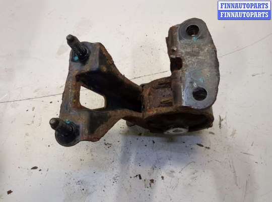 купить Подушка крепления КПП на Toyota Auris E15 2006-2012