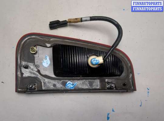 купить Фонарь крышки багажника на Lincoln Navigator 2002-2006