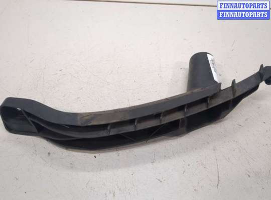 Кронштейн бампера на Volkswagen Jetta V (1K)