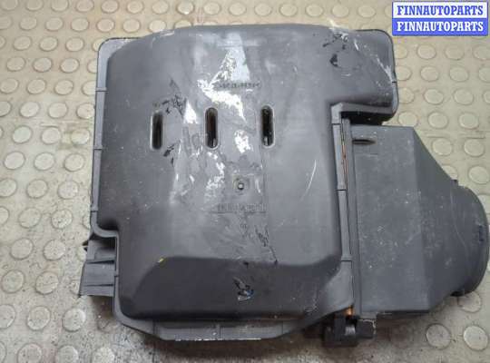 Корпус воздушного фильтра RN1575937 на Renault Laguna 2 2001-2007