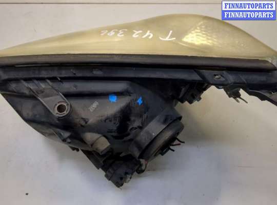 купить Фара (передняя) на Toyota RAV 4 2000-2005