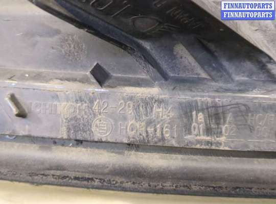 купить Фара (передняя) на Toyota RAV 4 2000-2005