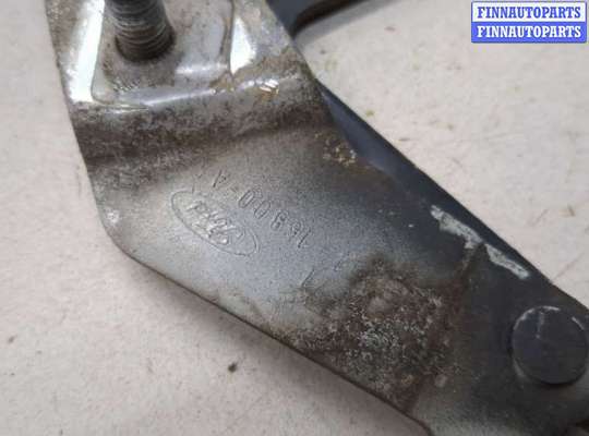 купить Петля капота на Ford Focus 2 2008-2011