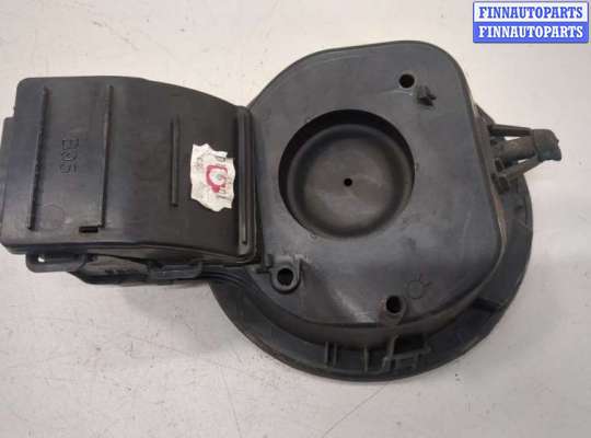 купить Лючок бензобака на Renault Megane 3 2009-2016
