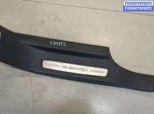 Накладка на порог SUG5598 на Subaru Tribeca (B9) 2004-2014