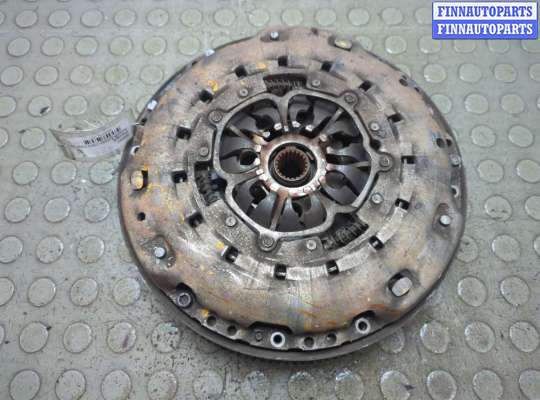 Маховик RN1555256 на Renault Scenic 2003-2009