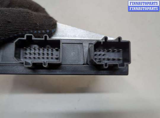 ЭБУ салона (Блок комфорта) на Volkswagen Golf IV (1J)