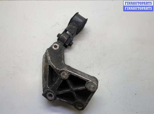 Подушка КПП на Land Rover Freelander I