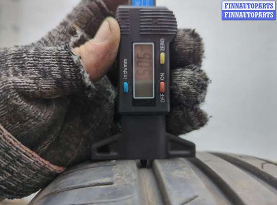купить Пара шин на Volvo V50 2004-2012