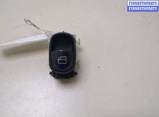 Кнопка стеклоподъемника (блок кнопок) MB1443202 на Mercedes C W203 2000-2007