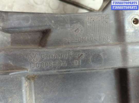 купить Рамка передняя (телевизор) на Volkswagen Golf 4 1997-2005