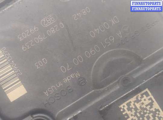 Заслонка дроссельная на Mercedes-Benz C (W204)