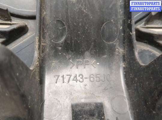 купить Решетка радиатора на Suzuki Grand Vitara 2005-2016