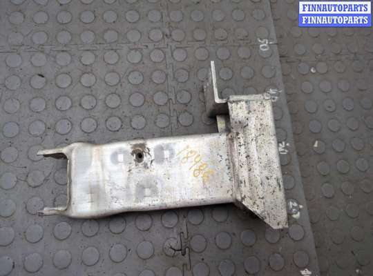 Кронштейн усилителя бампера BM3668116 на BMW X3 E83 2003-2010