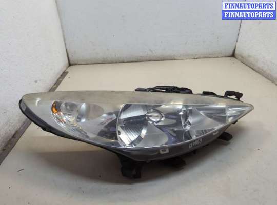 Фара передняя на Peugeot 207