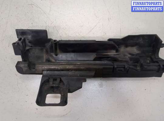 купить Кронштейн радиатора на BMW X3 E83 2003-2010