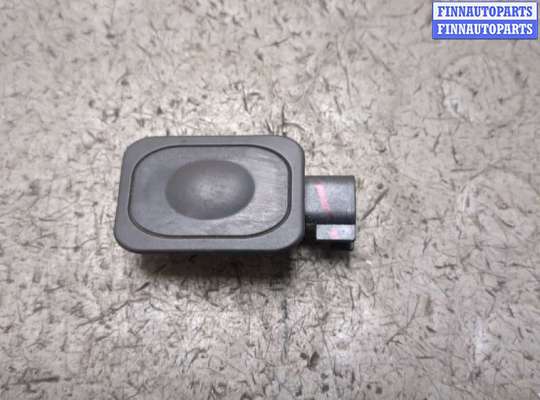 Кнопка открывания багажника с крышки FO2205484 на Ford Explorer 2015-2019