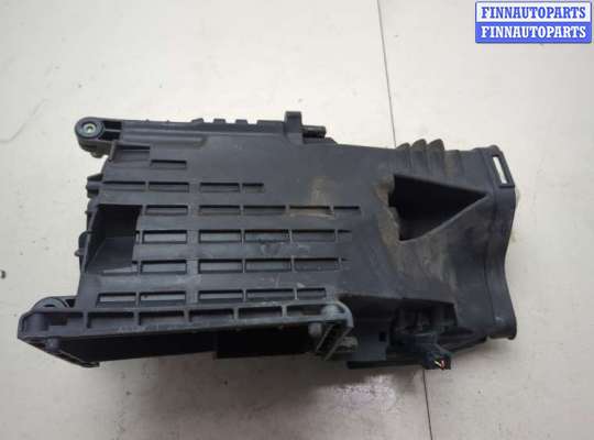 купить Корпус воздушного фильтра на Mercedes C W203 2000-2008