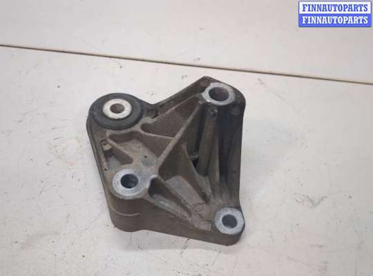 Кронштейн КПП FO1881699 на Ford Focus 3 2011-2015