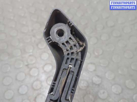 купить Щеткодержатель на Volvo XC90 2002-2014