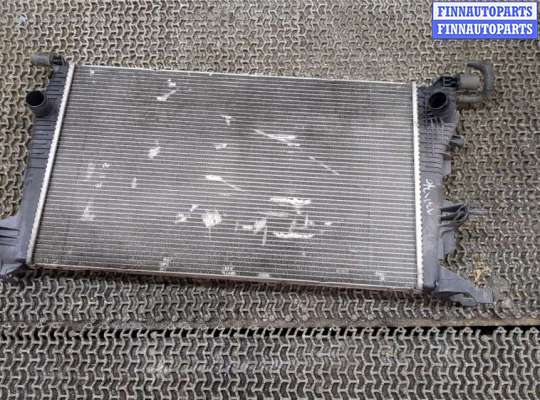 купить Радиатор охлаждения двигателя на Renault Scenic 2009-2012