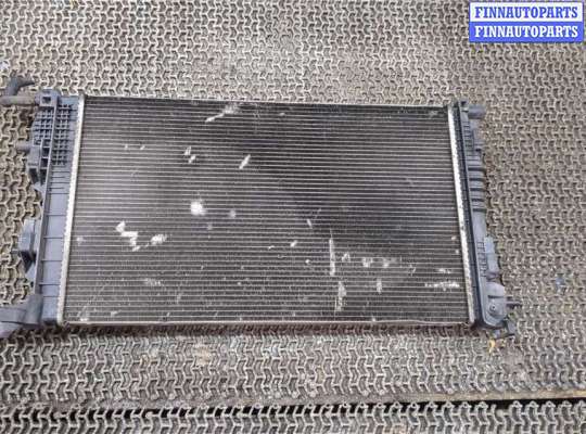 купить Радиатор охлаждения двигателя на Renault Scenic 2009-2012