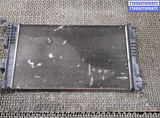 купить Радиатор охлаждения двигателя на Renault Scenic 2009-2012
