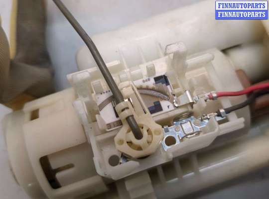 купить Насос топливный электрический на Toyota Corolla E12 2001-2006