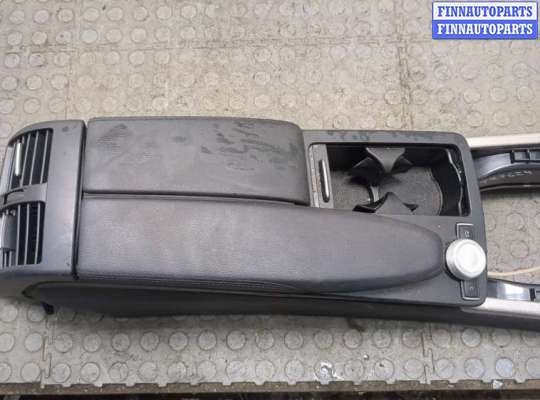 купить Консоль салона (кулисная часть) на Mercedes E W212 2009-2013