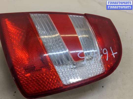 Фонарь задний на Skoda Fabia I (6Y)