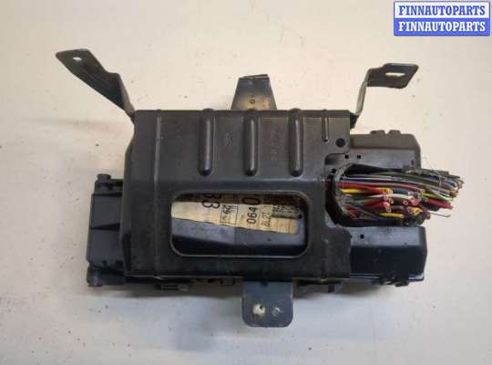 купить Блок предохранителей на Ford Explorer 2006-2010
