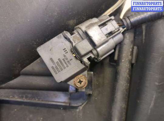 купить Крышка клапанная ДВС на Nissan Note E11 2005-2013