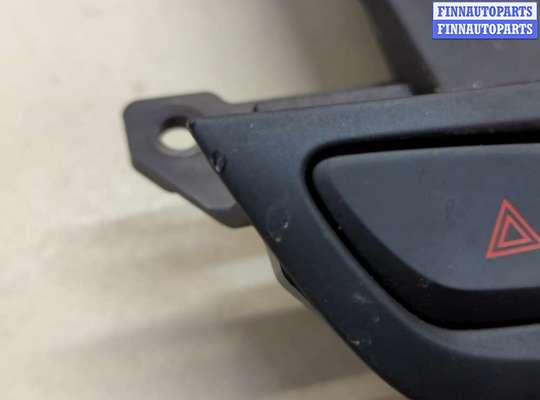 купить Дисплей мультимедиа на Opel Insignia 2017-2022