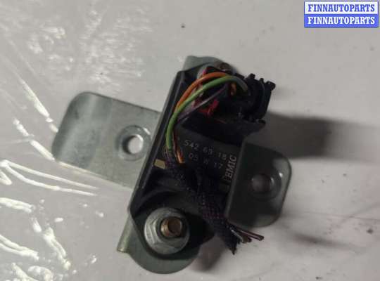 Датчик удара MB1472592 на Mercedes ML W164 2005-2011