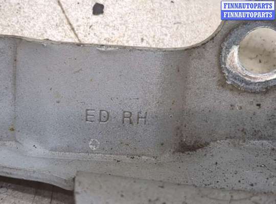 купить Петля капота на KIA Ceed 2007-2012