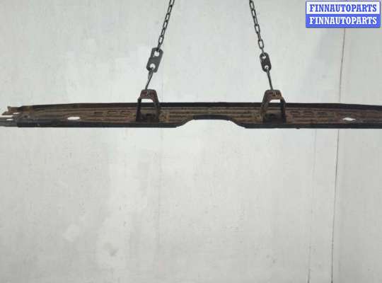 Усилитель бампера TT894302 на Toyota Sequoia 2000-2008