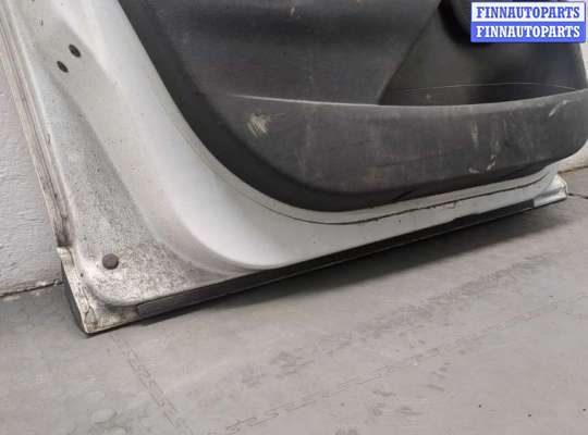купить Стекло боковой двери на Renault Megane 3 2009-2016