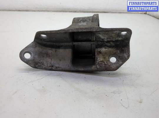 Подушка КПП на Land Rover Freelander I