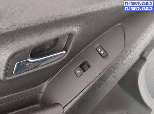 купить Стекло боковой двери на Chevrolet Trax 2013-2016