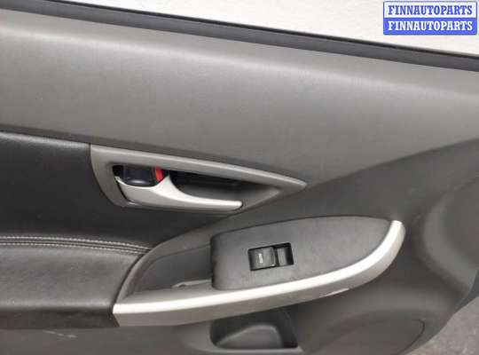 купить Стекло боковой двери на Toyota Prius 2009-2015