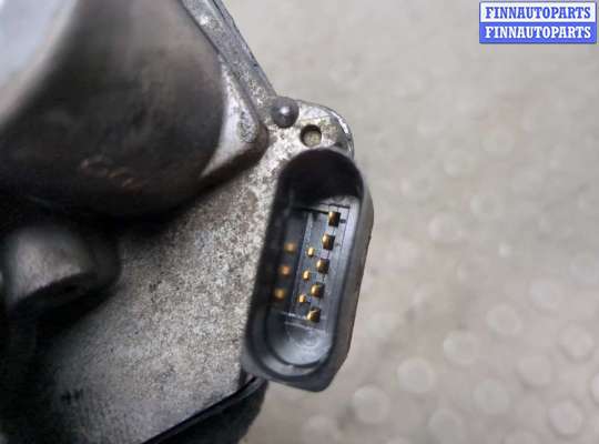 Заслонка дроссельная на Audi A6 (C6)
