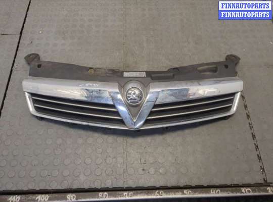 Решетка радиатора OP2439895 на Opel Astra H 2004-2010
