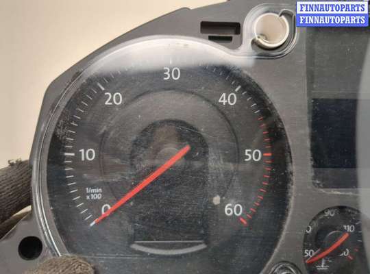 Щиток приборов на Volkswagen Passat B6 (3C)