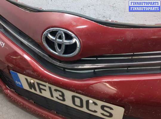 купить Заглушка (решётка) бампера на Toyota Yaris 2011-2014