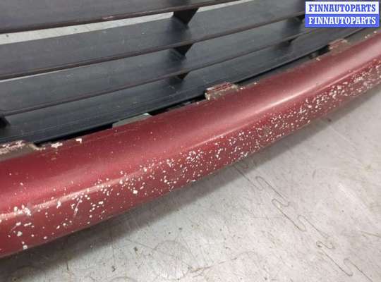 купить Заглушка (решётка) бампера на Toyota Yaris 2011-2014