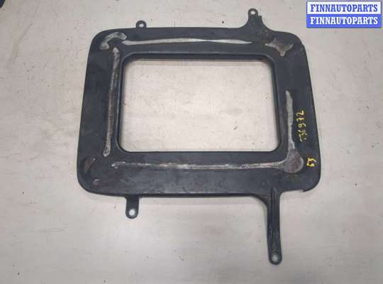 купить Кронштейн радиатора на Nissan Terrano 2 1993-2006