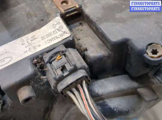 купить Фара (передняя) на Chrysler Voyager 2001-2007