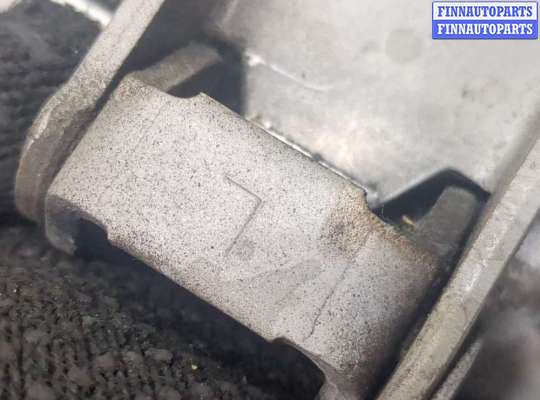купить Петля двери на Mazda CX-9 2007-2012